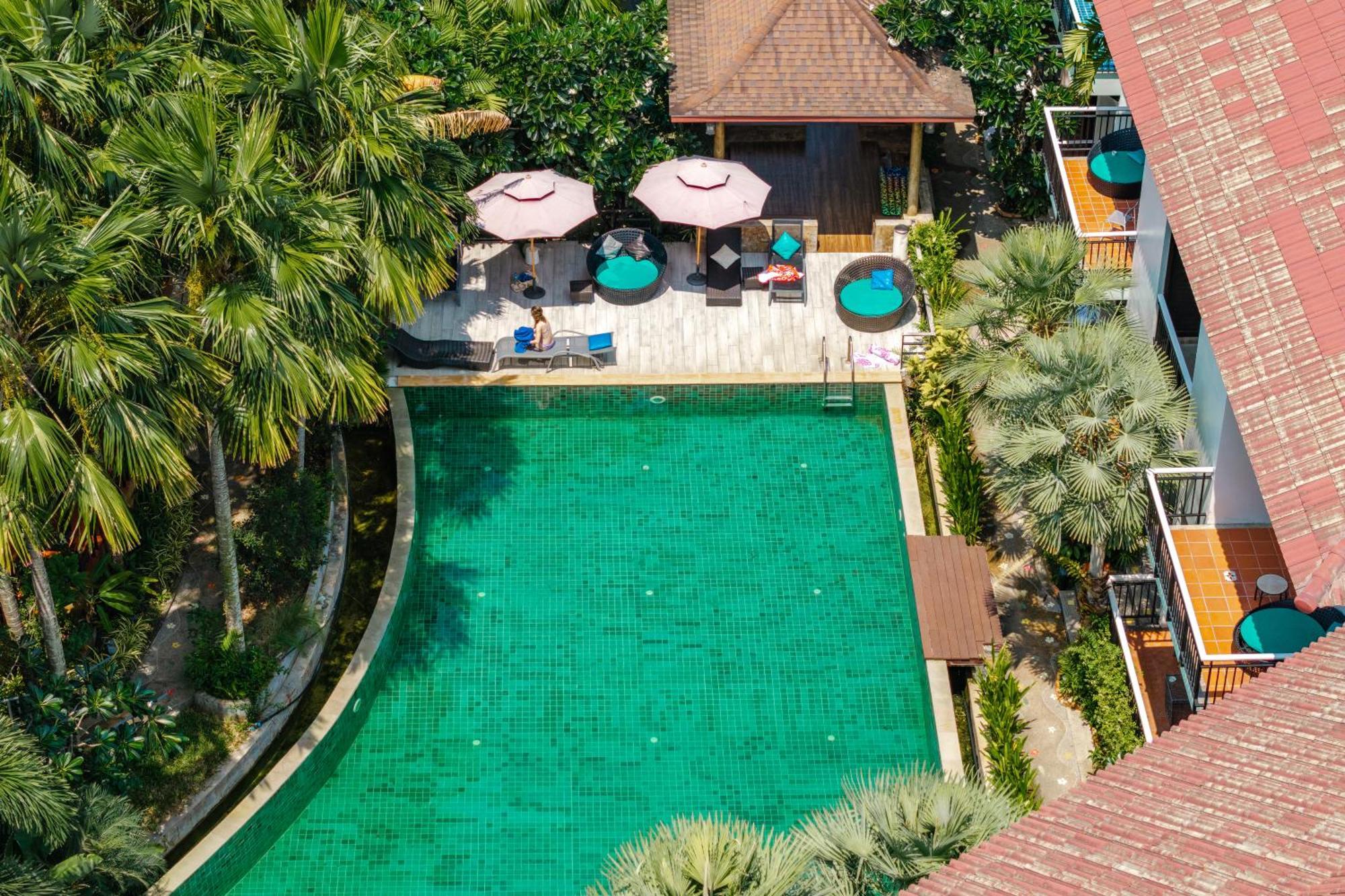 Coco Retreat Phuket Resort And Spa - Sha Plus Чалонг Экстерьер фото