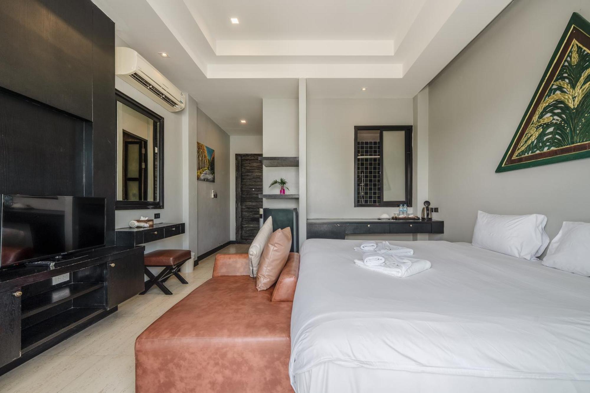 Coco Retreat Phuket Resort And Spa - Sha Plus Чалонг Экстерьер фото